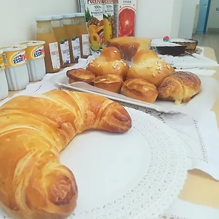 D'aragona בית הארחה