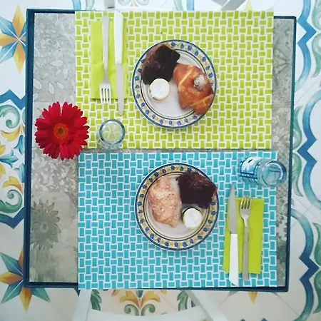 בית הארחה D'aragona אוטרנטו